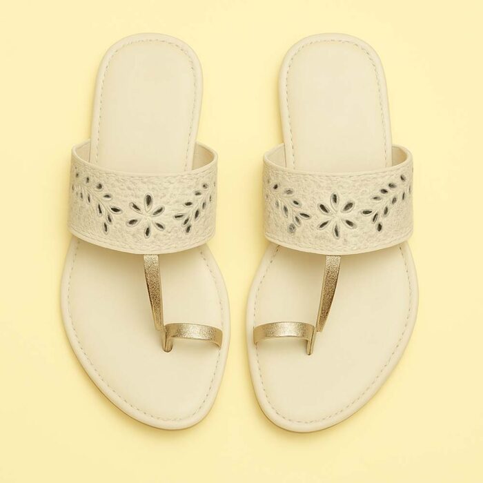 Ethnic Handcrafted Toe Ring Sandals - Image 2